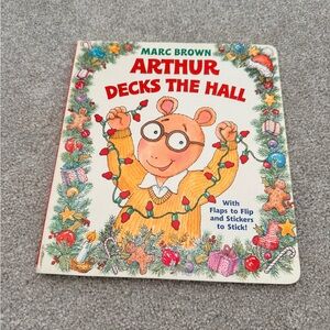 Arthur Decks the Hall Children's Book